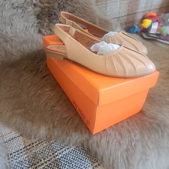 New Miz Mooz flats Size 36 - Picture 3 of 6